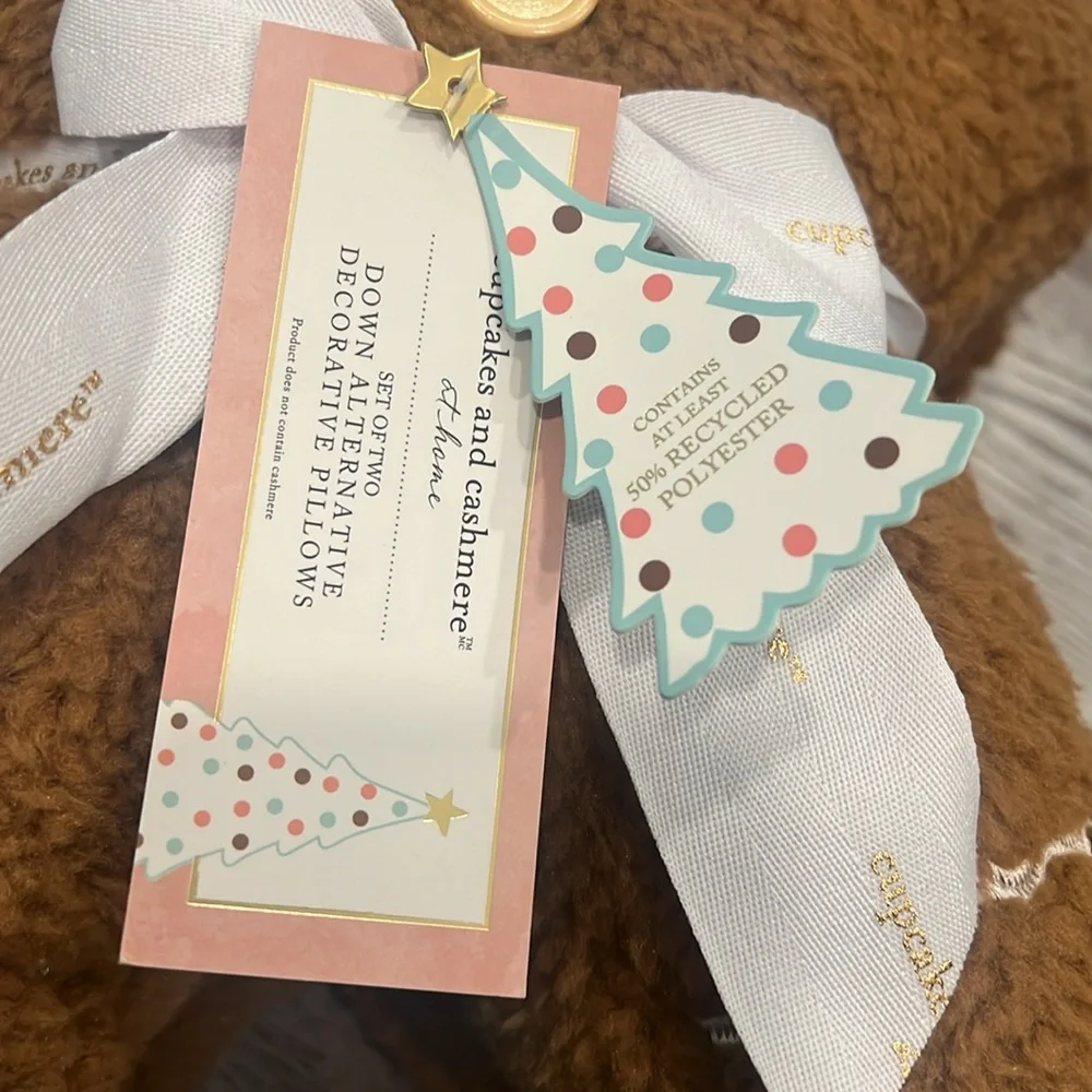 NWT Cupcakes and Cashmere Gingerbread Man and Woman Pillows set of 2